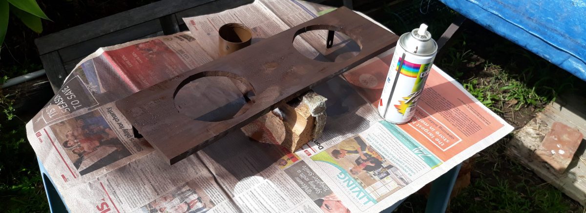 Window feeder for Bluey – Part&nbsp;1