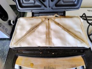 Jaffle Curry Puffs - Step 5